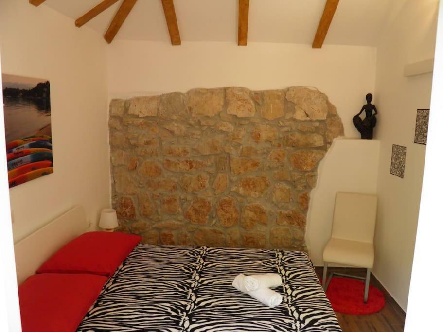 Romantic Apartment Donje Celo Esterno foto