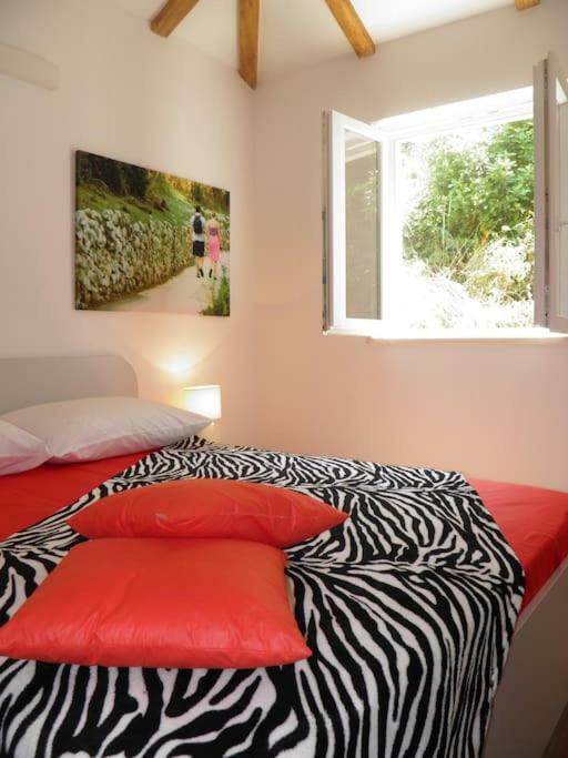 Romantic Apartment Donje Celo Esterno foto